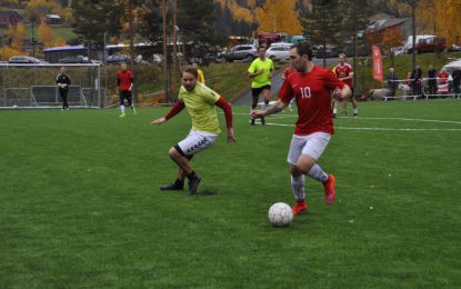 Nye Fossvang innviet med grendacup