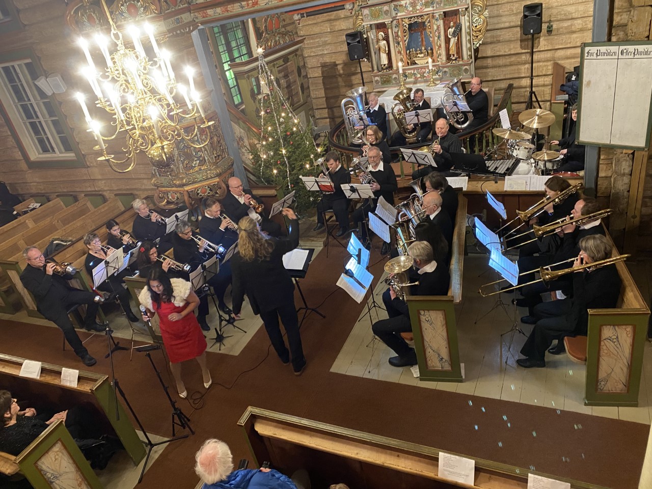Kirkekonsert ga julestemning